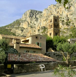 Moustiers Sainte Marie Provence