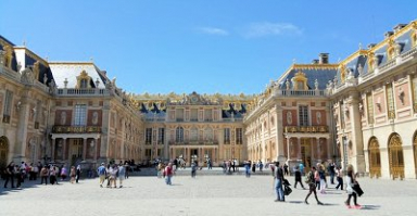 Versailles Castle - Best places to visit in France